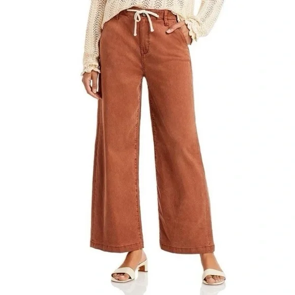 PAIGE Carly High-Rise Wide-Leg Crop Jeans in Terra Cotta - Picture 13 of 14